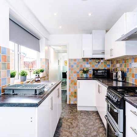 Harley House - Spacious Home With Free Netflix & Parking By Rocketbnb Coventry Exteriör bild
