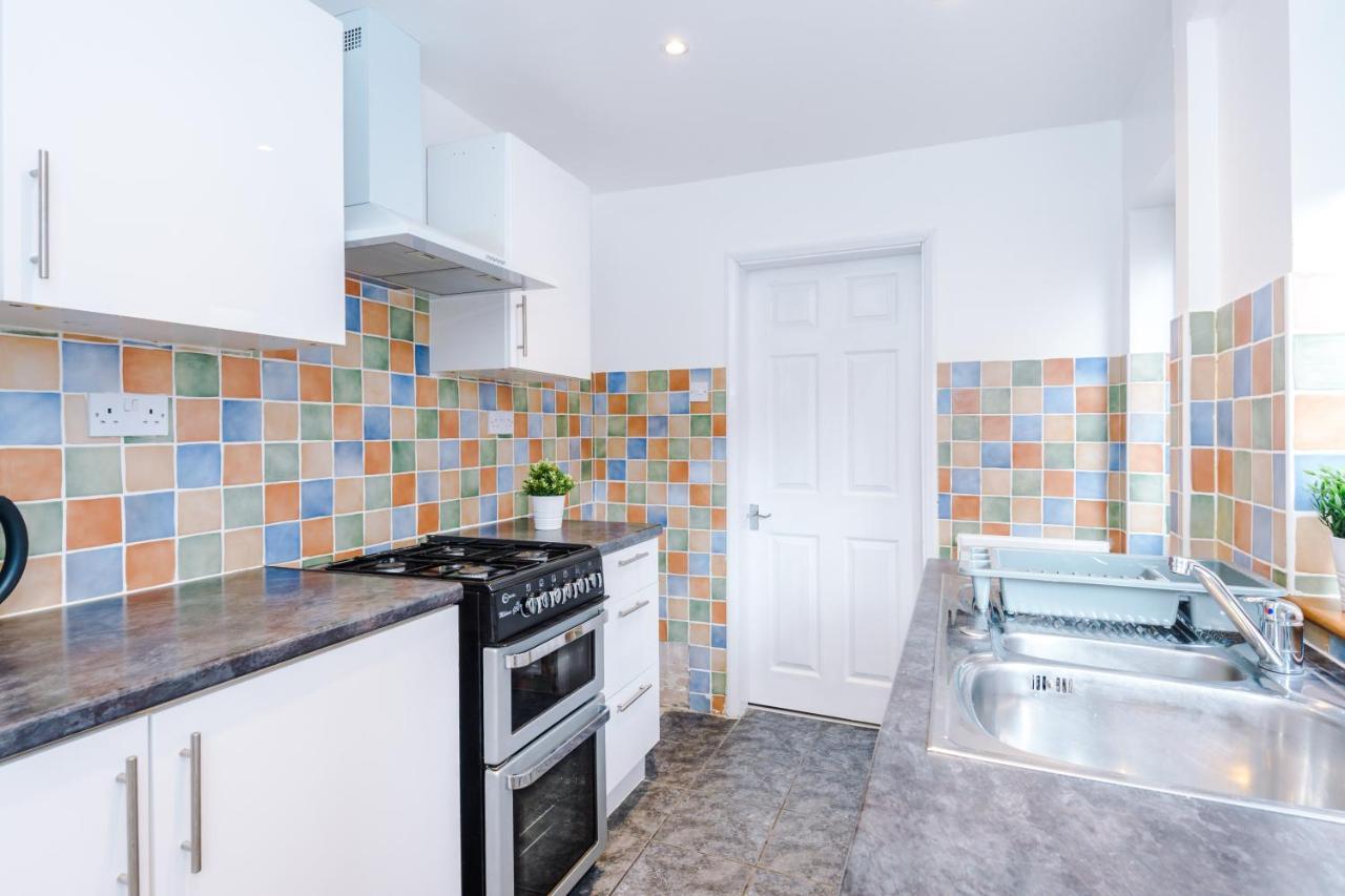 Harley House - Spacious Home With Free Netflix & Parking By Rocketbnb Coventry Exteriör bild