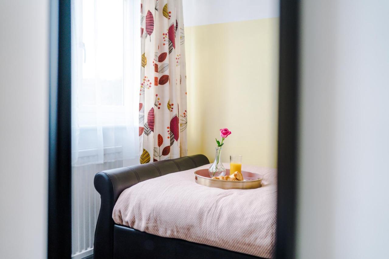 Harley House - Spacious Home With Free Netflix & Parking By Rocketbnb Coventry Exteriör bild