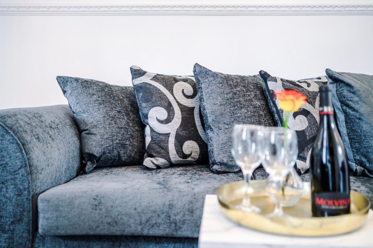 Harley House - Spacious Home With Free Netflix & Parking By Rocketbnb Coventry Exteriör bild