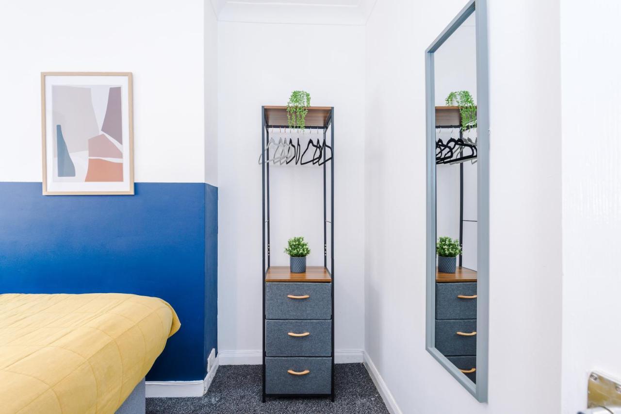 Harley House - Spacious Home With Free Netflix & Parking By Rocketbnb Coventry Exteriör bild