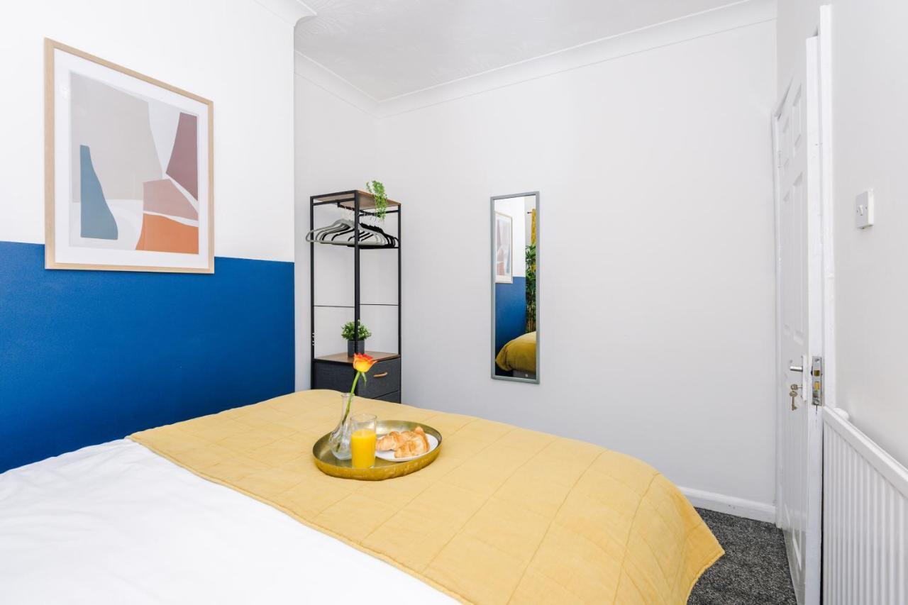 Harley House - Spacious Home With Free Netflix & Parking By Rocketbnb Coventry Exteriör bild