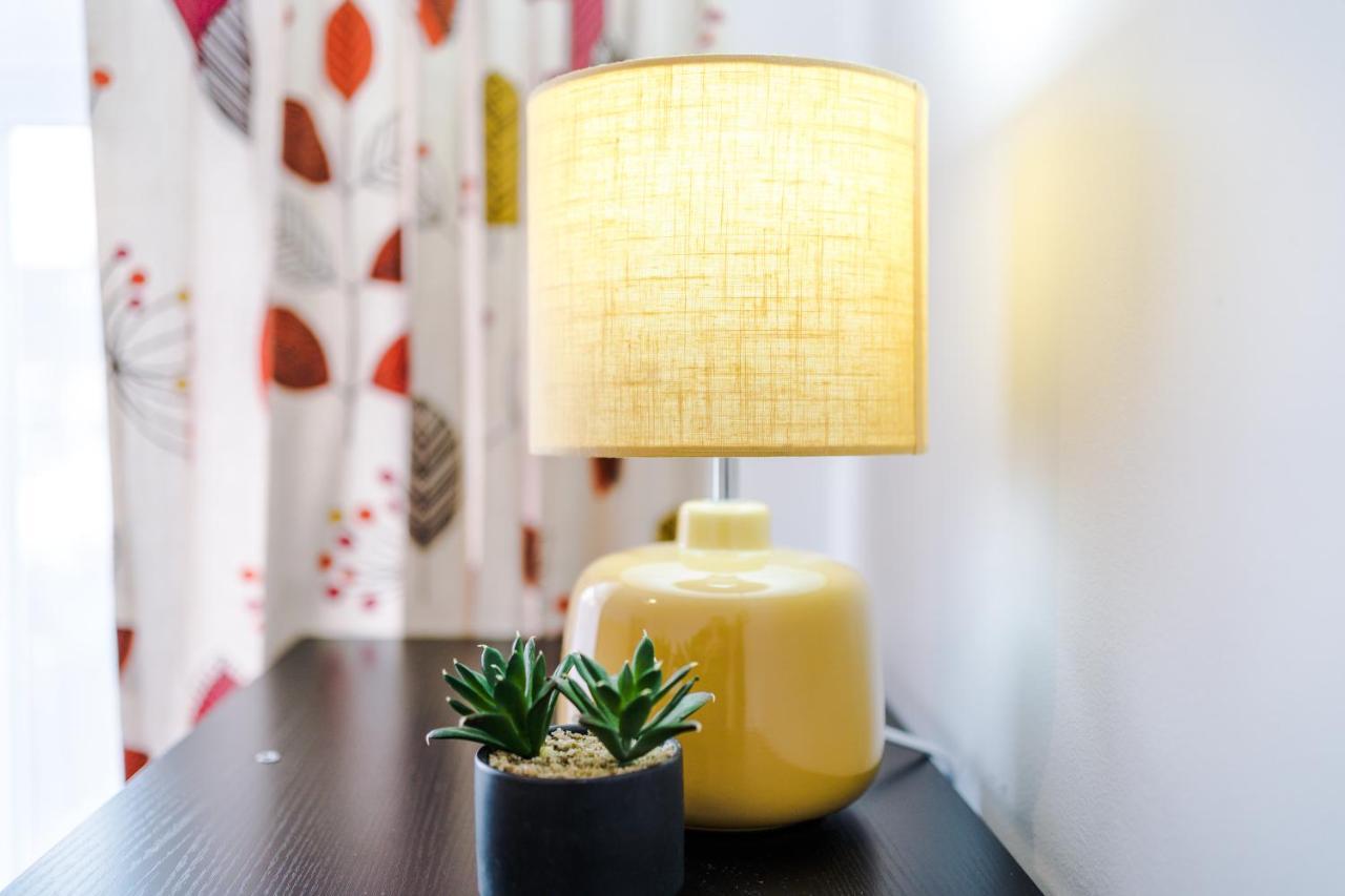 Harley House - Spacious Home With Free Netflix & Parking By Rocketbnb Coventry Exteriör bild