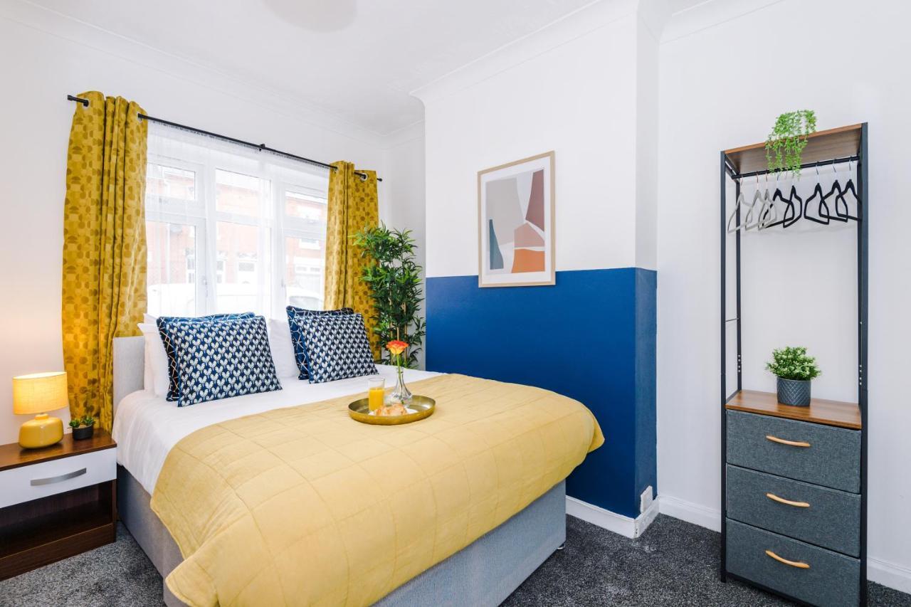 Harley House - Spacious Home With Free Netflix & Parking By Rocketbnb Coventry Exteriör bild